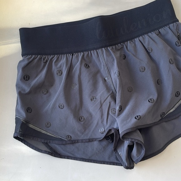 Lululemon I 4 - Picture 3 of 16